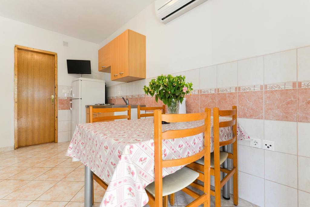 Apartments Antica - Edita รทินา ห้อง รูปภาพ